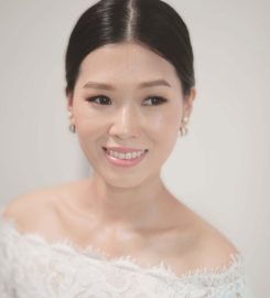 AESTA Makeup Review