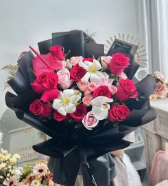 Summer’s Winter Florist Review