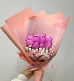 The Block Bouquets Review