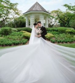 The Moment Bridal Boutique Review