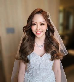 TiffiningBeauty Makeup and Hair Review