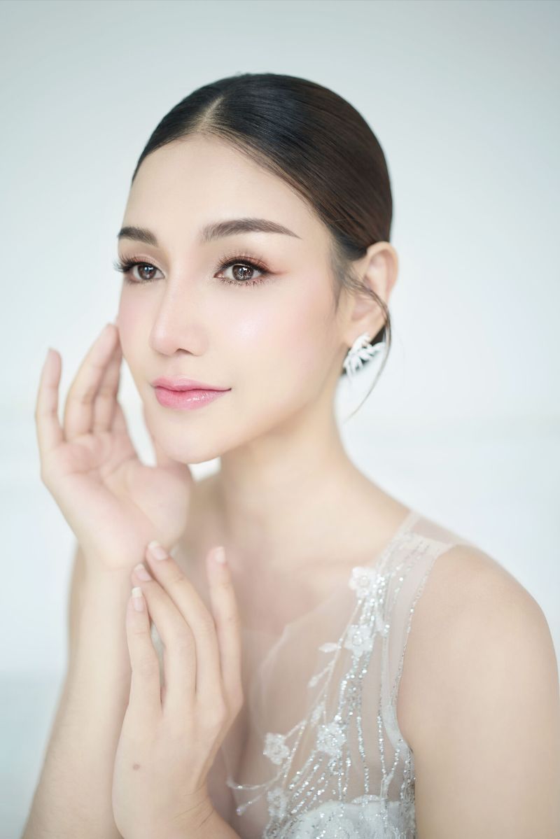AESTA Makeup Review – Singapore