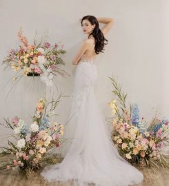 Divine Couture Review