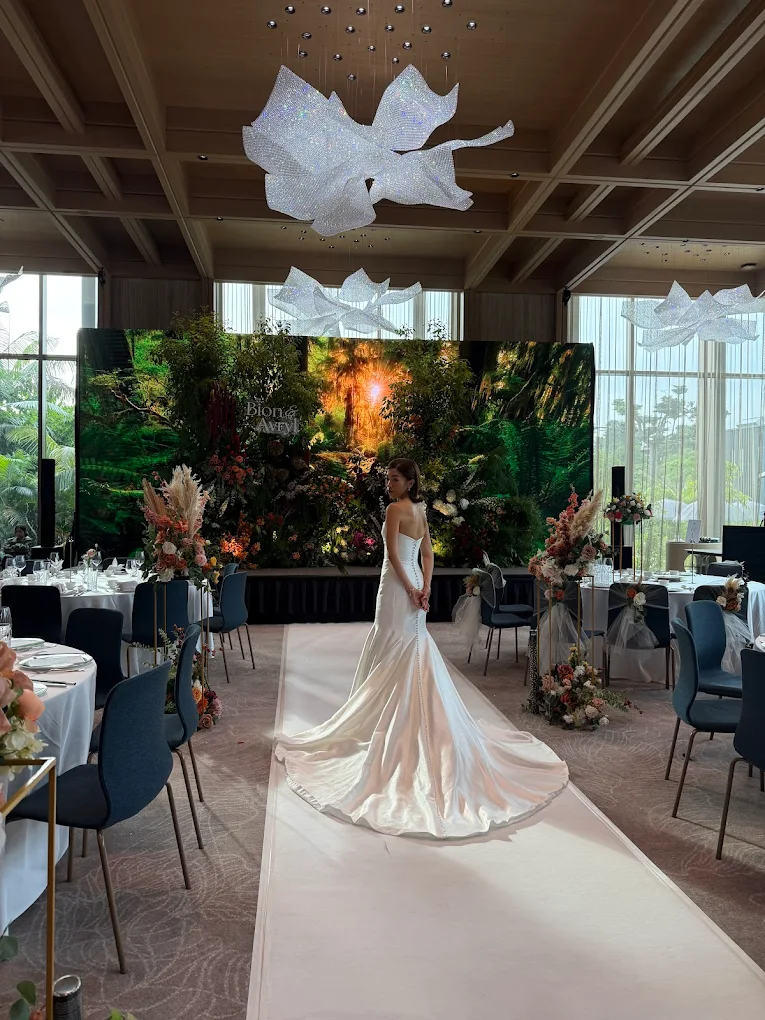 The Ivory Bridal Review